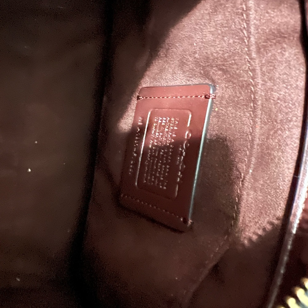 Coach hand bag - Picture 7 of 9